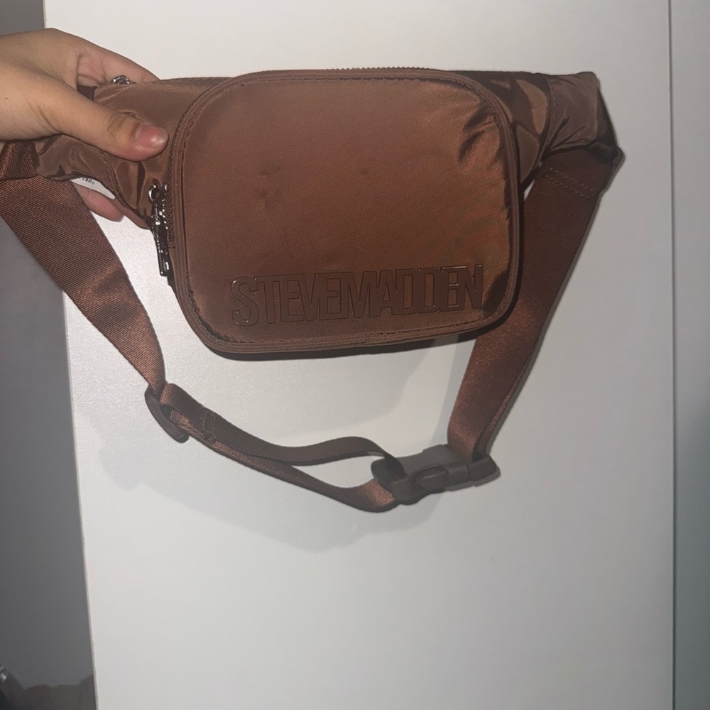 Steve Madden Copper Belt Bag